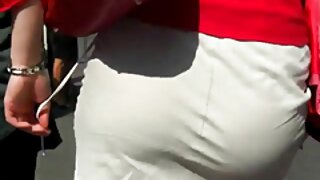 ننگا پٹھوں والا لڑکا ...