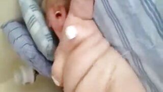 جبڑے کو چھوڑتا ہوا ب ...